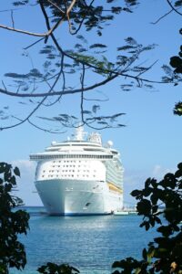 cruise, ship, sea, cruise ships, water, ocean, pier, port, vacations, boat, passengers, holiday cruise, on lake, caribbean islands, transport, to travel, cruise ship, cruiser, nature, rccl, jamaica, ochos rios, trees